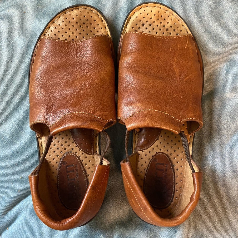 Born Leather Sandals, size 9